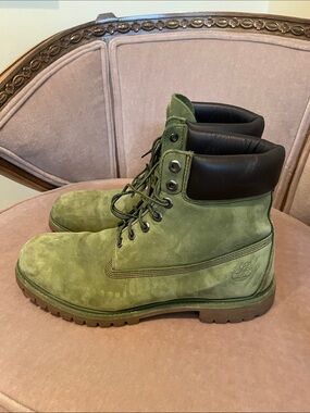 LIMITED EDITION NWOT OLIVE GREEN TIMBERLAND MENS BOOTS SIZE 12M leather/suede